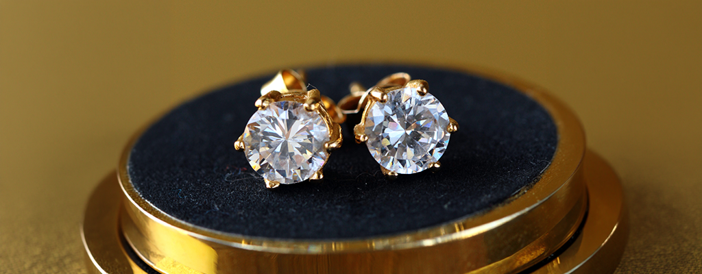 diamond studs