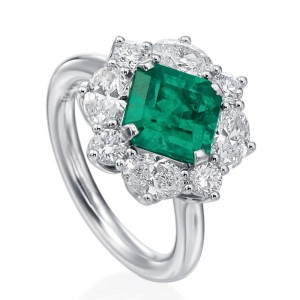 2.41ct White Gold Emerald & 1.69ctw Diamond Halo Ring