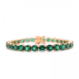 17.40ctw Yellow Gold Emerald Bracelet