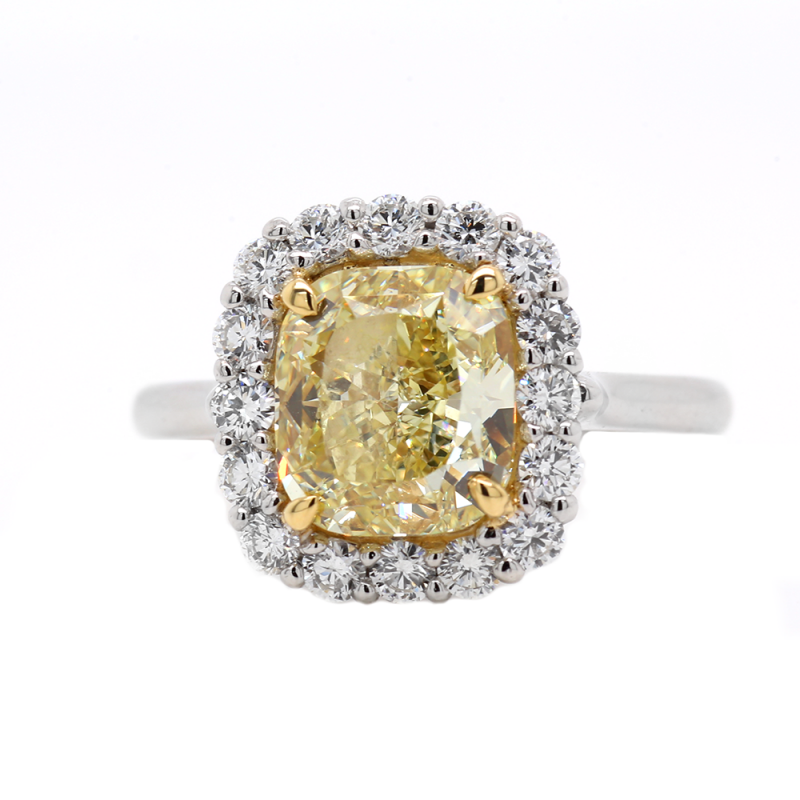 https://www.simonsjewelers.com/upload/product/3.02ct Platinum and Yellow Gold Cushion Cut Halo Fancy Yellow Diamond Ring