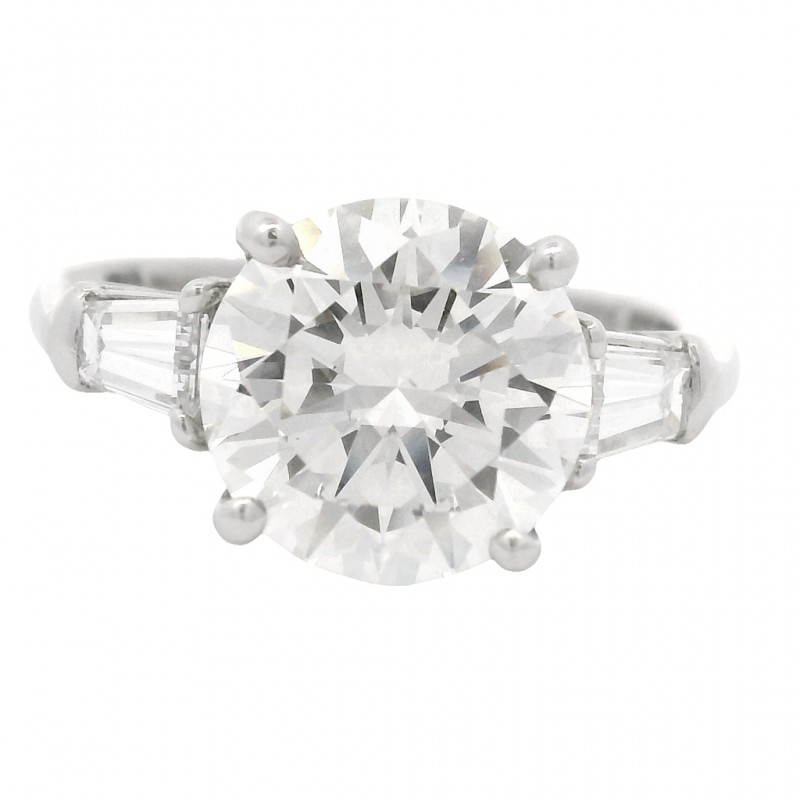 Platinum 3-Stone Round Brilliant Diamond Engagement Ring with 3.04 Carat Center