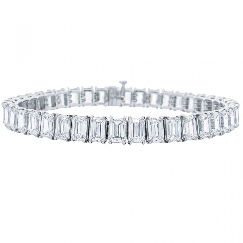 Platinum 21.86 Carat Emerald Cut Diamond Bracelet