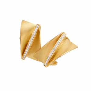 Isabelle Fa Yellow Gold Satin Earrings 0.17ctw