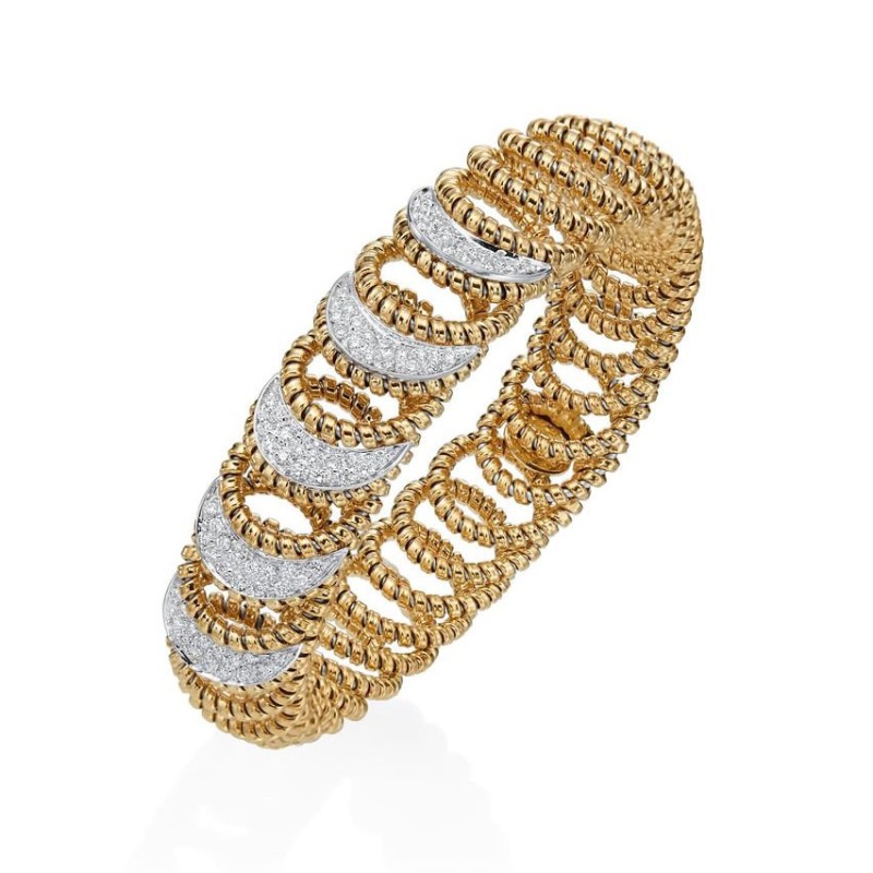 https://www.simonsjewelers.com/upload/product/Yellow Gold Flexible Bracelet with 5 Diamond Stations
