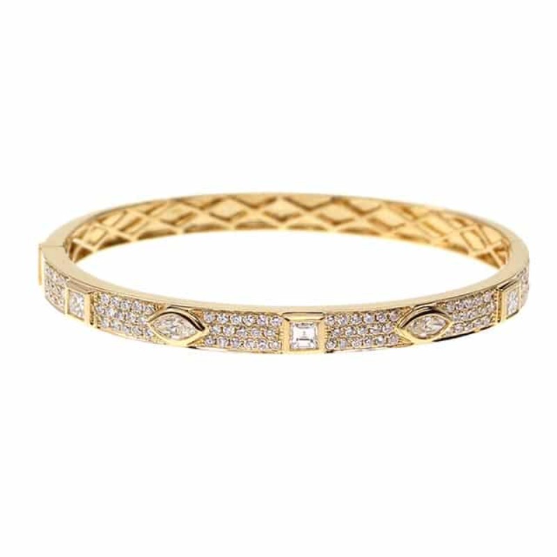 https://www.simonsjewelers.com/upload/product/2.38ctw Yellow Gold Diamond Bangle