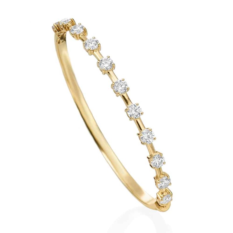 https://www.simonsjewelers.com/upload/product/3.41ctw Yellow Gold Diamond Bangle Bracelet