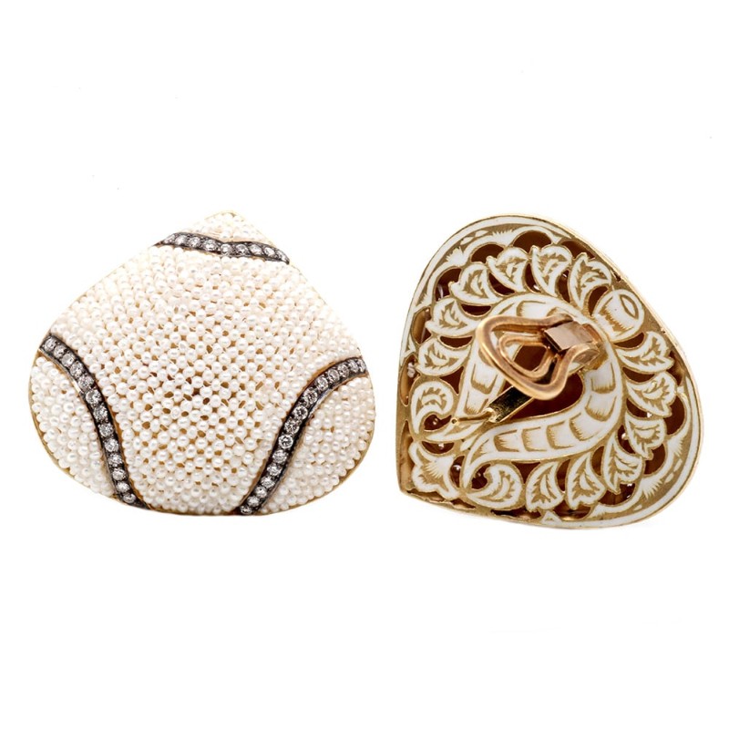 https://www.simonsjewelers.com/upload/product/Yellow Gold Diamond & Seed Pearl Button Earrings
