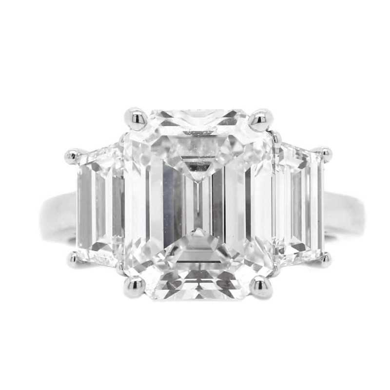 https://www.simonsjewelers.com/upload/product/Platinum 3-Stone Emerald Cut Diamond Engagement Ring with 6.25ct Center