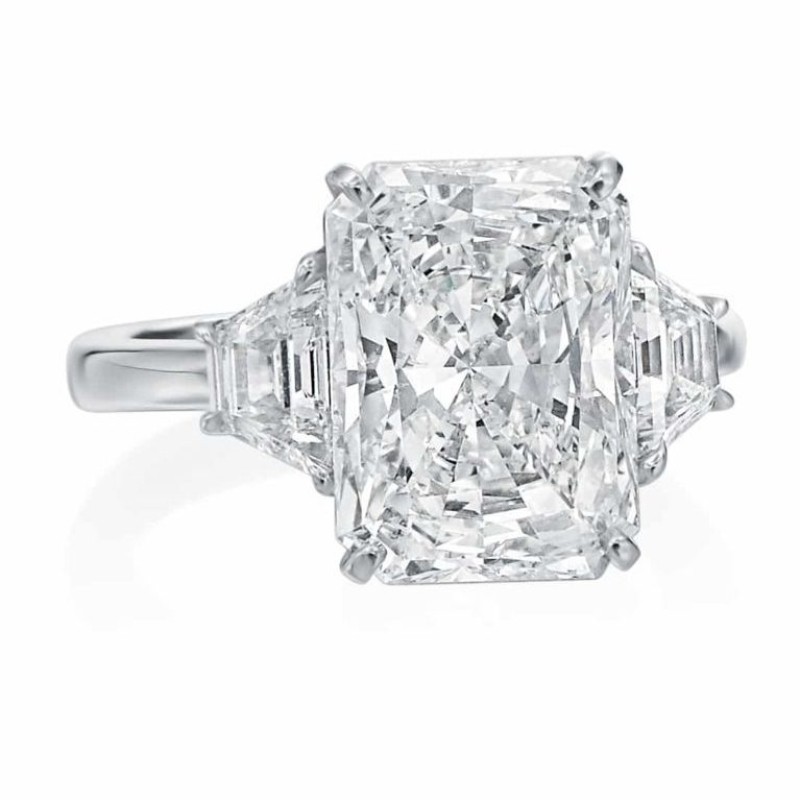 https://www.simonsjewelers.com/upload/product/Rahaminov Platinum 3-Stone Radiant Cut Diamond Engagement Ring with 5.38ct Center