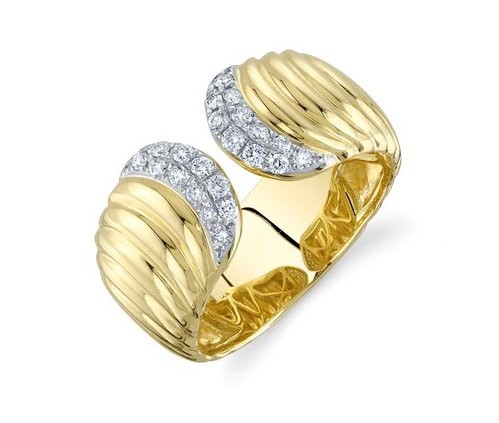 https://www.simonsjewelers.com/upload/product/Yellow Gold Diamond Ring