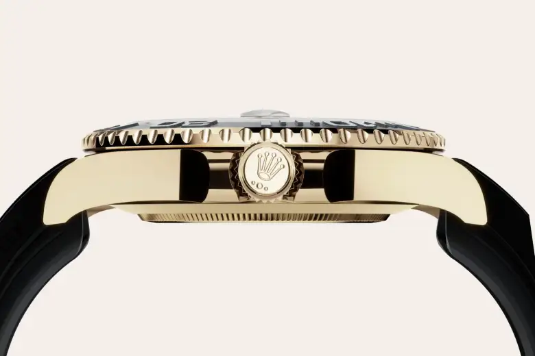 18 kt yellow gold